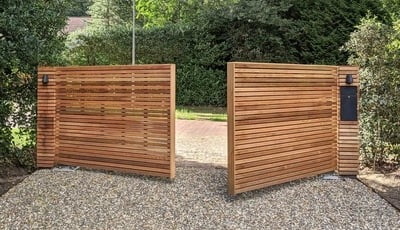 Pagina afbeelding Produkten 400x230 PX 50KB Houten Poorten