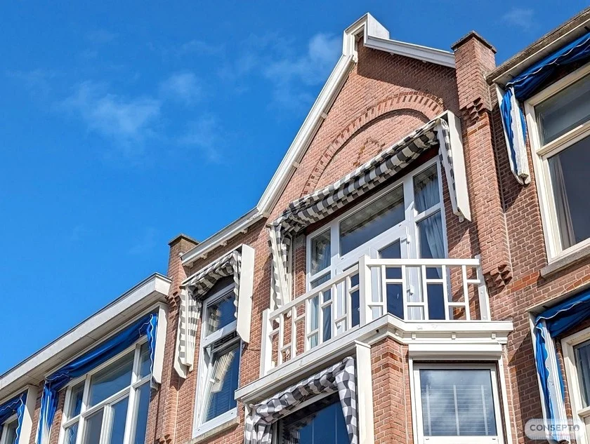 Consepto Hekwerk-erker hekwerk woning jaren dertig 30 hout