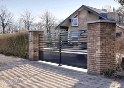 Elektrische Poorten Prefab Gemetselde kolommen poeren penanten | Consepto Hekwerk