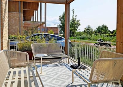 Spijlenhekwerk Kindveilig maakt terras groter Verhoogd terras Pijnacker