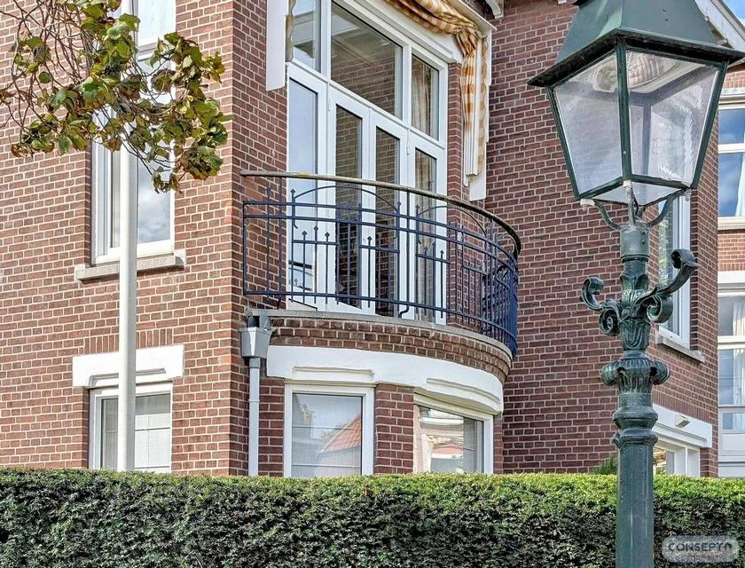Consepto Hekwerk-Balkonhek erker jaren '20 '30 dertig woning Den Haag origineel originele uitvoering